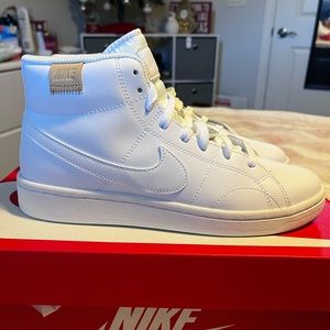 Nike Court Royale 2 Mid Women’s size 8.5